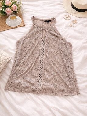 Cable & Gauge Taupe Lace Halter Camisole. Size XL